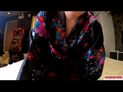 ❤️ Keçika ciwan a cosplay ji seksê hez dike ku bi orgazmê bi şûjinek di hespêk û blowjob de. Keçika Asyayî ya bi pisîka porî û bi cil û bergên kevneşopî yên Japonî di vîdyoya amator de ku masturbasyona bi pêlîstokên qijikê nîşan dide. Sakura 3 OSAKAPORN. Kalîteya seksê li porno ku.verhentai.ru ❌️❤