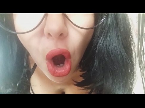 ❤️ Heval, dêya te îro nahêle tu biçî dibistanê... Pir hewcedariya min bi te heye... Kalîteya seksê li porno ku.verhentai.ru ❌️❤